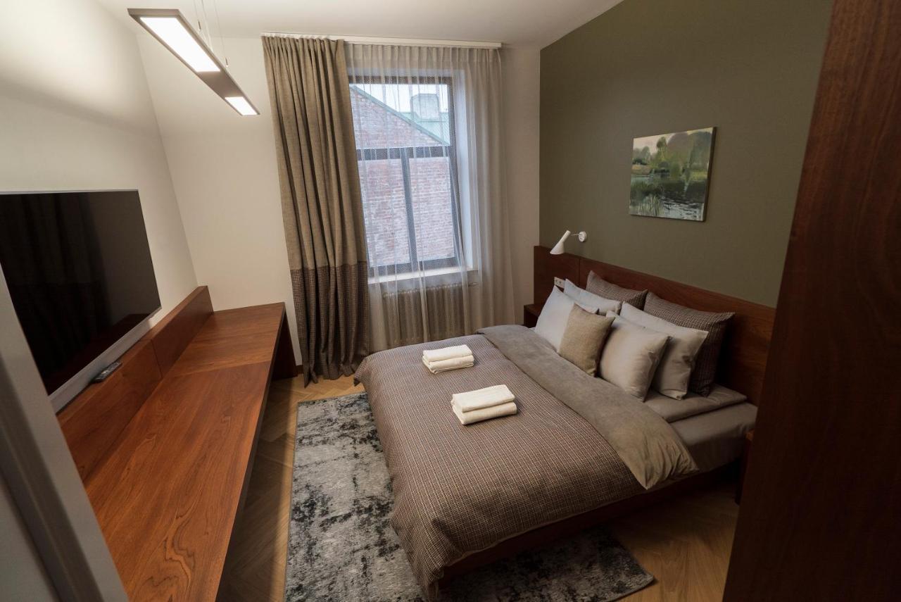 Roze Brivzemnieka Apartments Лиепая Экстерьер фото